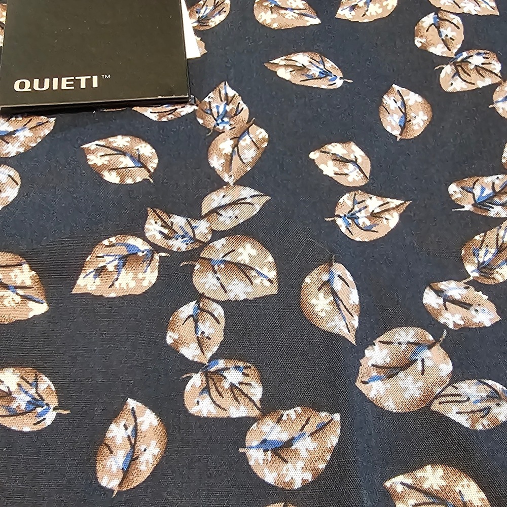 Quieti Stretch Cotton S Small Long Sleeve Navy w/ Leaf Pattern Shirt NWT L975 - Picture 2 of 6